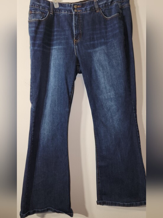 Lane Bryant Denim - 🖤💙Boot Cut High-Rise Tighter Tummy Tech Lane Bryant Dark Blue Jeans 20S SHORT